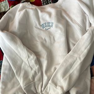 Nike sweatshirt